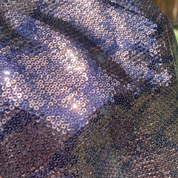 NWT Lush Gold/Black/Blue Sequin Crop Top - Picture 3 of 3